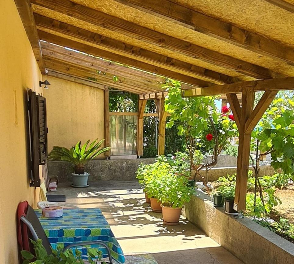 Studio Apartman Stara Baška 외부 사진