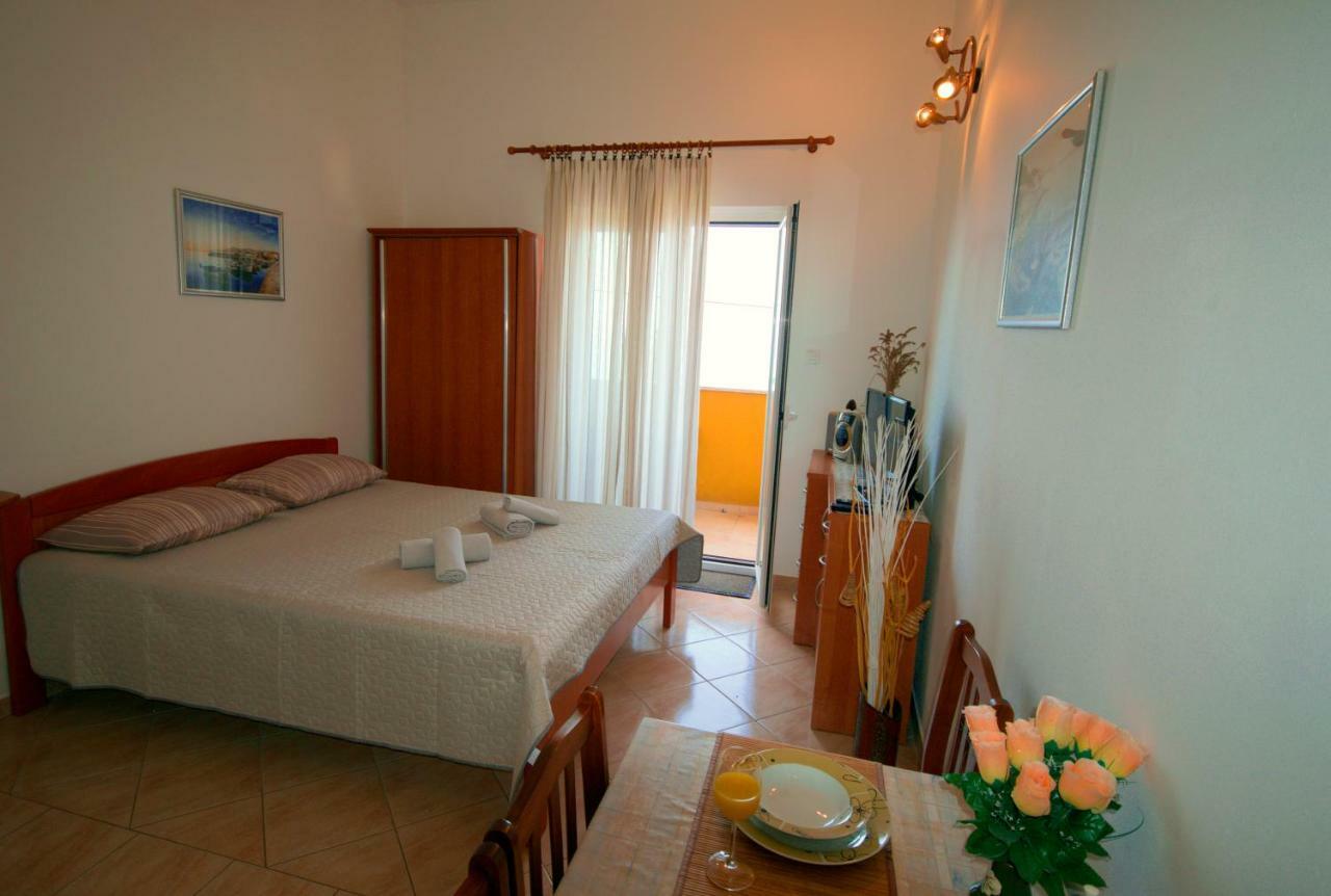 Studio Apartman Stara Baška 외부 사진