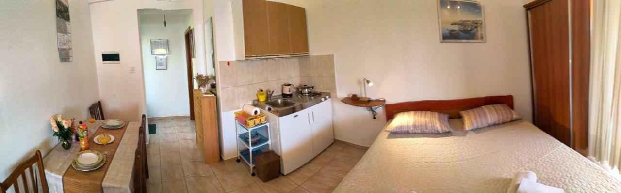 Studio Apartman Stara Baška 외부 사진