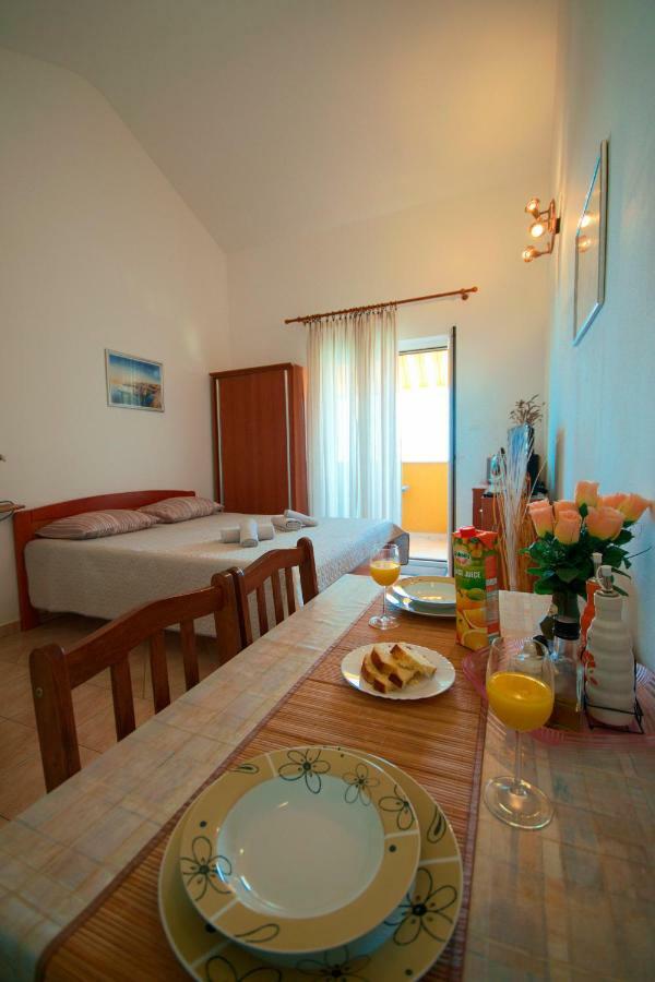 Studio Apartman Stara Baška 외부 사진